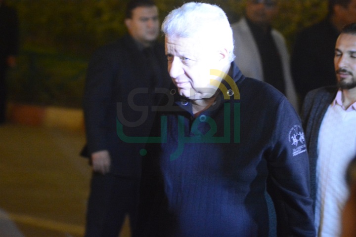 بالصور.. النجوم فى عزاء محمود عبد العزيز بالصور.. النجوم فى عزاء محمود عبد العزيز