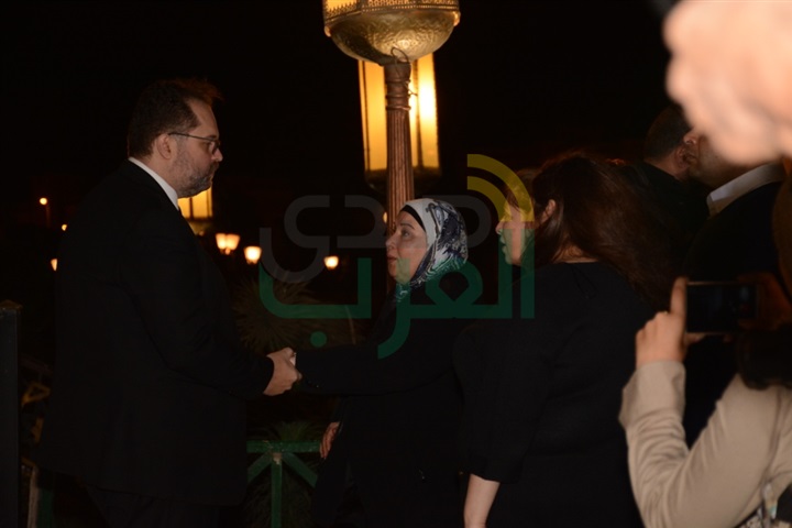 بالصور.. النجوم فى عزاء محمود عبد العزيز بالصور.. النجوم فى عزاء محمود عبد العزيز