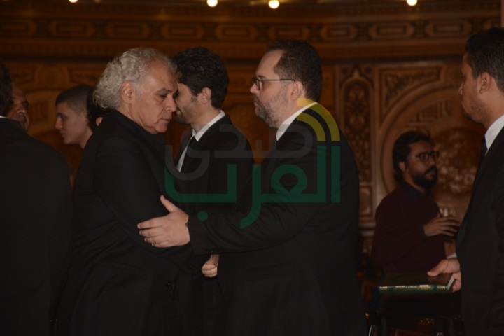 بالصور.. النجوم فى عزاء محمود عبد العزيز بالصور.. النجوم فى عزاء محمود عبد العزيز