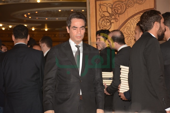 بالصور.. النجوم فى عزاء محمود عبد العزيز بالصور.. النجوم فى عزاء محمود عبد العزيز