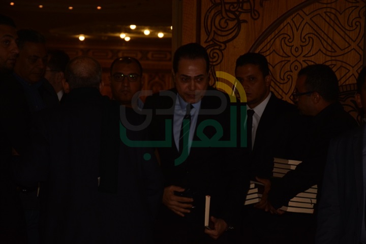 بالصور.. النجوم فى عزاء محمود عبد العزيز بالصور.. النجوم فى عزاء محمود عبد العزيز