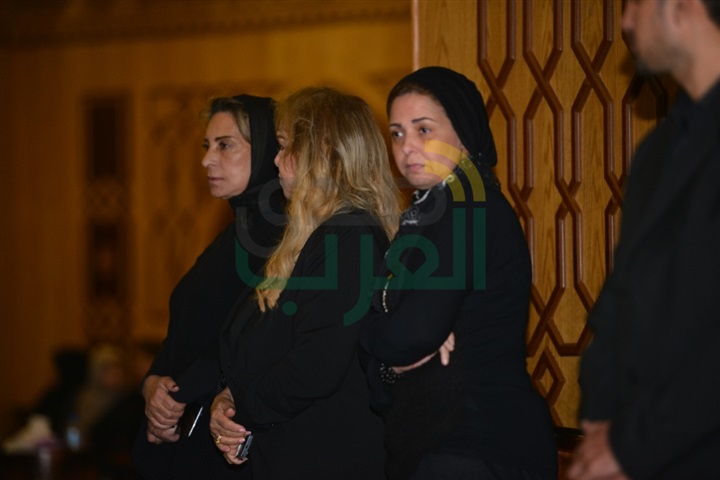 بالصور.. النجوم فى عزاء محمود عبد العزيز بالصور.. النجوم فى عزاء محمود عبد العزيز