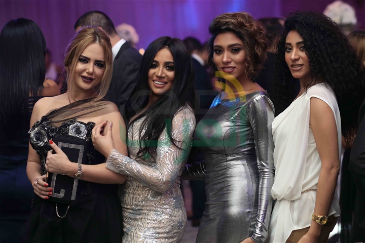 بالصور .. "عمرو و داليا" حفل زفاف أسطورى بتوقيع النجوم بالصور .. "عمرو و داليا" حفل زفاف أسطورى بتوقيع النجوم