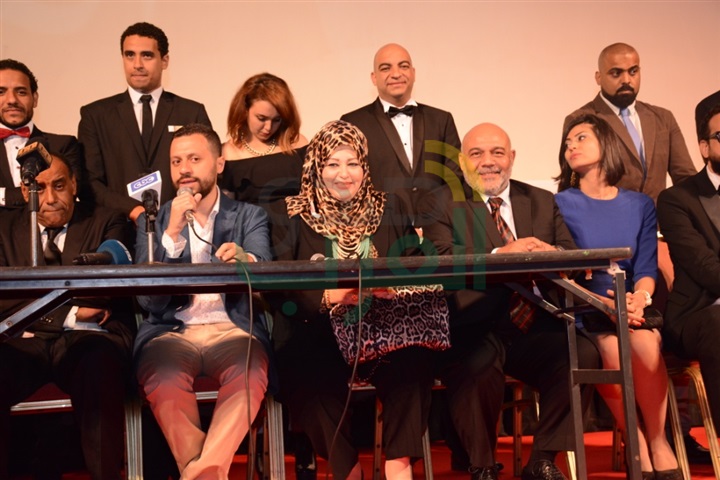 بالصور.. ندوة فيلم البر التاني ضمن فعاليات المهرجان بحضور ابطال العمل بالمسرح الكبير 