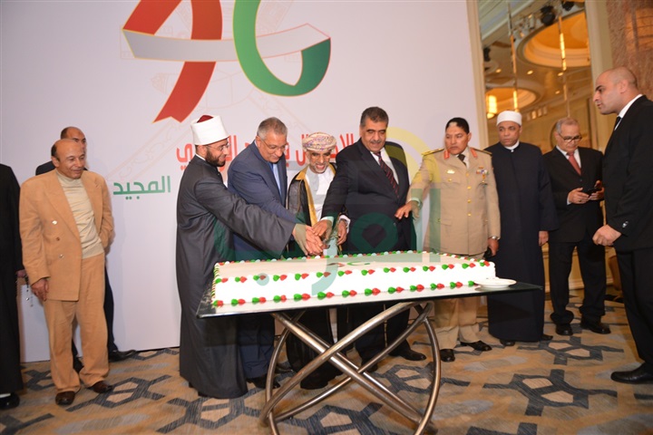 بالصور .. وزراء وسفراء ونجوم الفن في العيد الوطني الـ 46 لسلطنة عمان