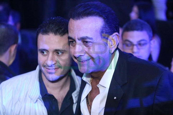 توافد الفنانين والضيوف لعرض أزياء "أحمد فايز" بأسبوع الموضة اللبناني توافد الفنانين والضيوف لعرض أزياء "أحمد فايز" بأسبوع الموضة اللبناني