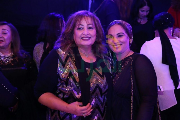 توافد الفنانين والضيوف لعرض أزياء "أحمد فايز" بأسبوع الموضة اللبناني توافد الفنانين والضيوف لعرض أزياء "أحمد فايز" بأسبوع الموضة اللبناني