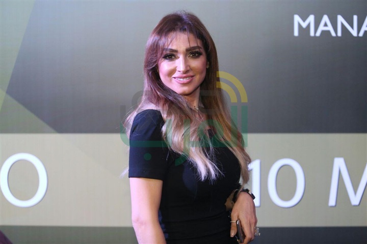 توافد الفنانين والضيوف لعرض أزياء "أحمد فايز" بأسبوع الموضة اللبناني توافد الفنانين والضيوف لعرض أزياء "أحمد فايز" بأسبوع الموضة اللبناني
