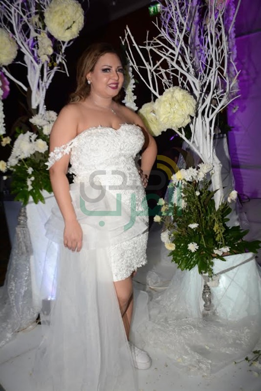بالصور.. نجوم الأغنية في زفاف الشاعر ملاك عادل وليديا يوسف بالصور.. نجوم الأغنية في زفاف الشاعر ملاك عادل وليديا يوسف