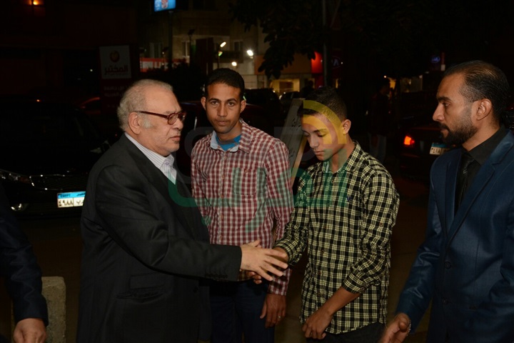 بالصور .. النجوم فى عزاء السيناريست عبد الله حسن بالصور .. النجوم فى عزاء السيناريست عبد الله حسن