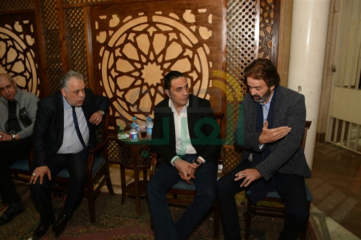 بالصور .. النجوم فى عزاء السيناريست عبد الله حسن بالصور .. النجوم فى عزاء السيناريست عبد الله حسن