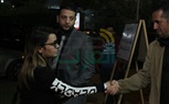 الفنانون يتوافدون على  عزاء والدة  الفنان طارق عبد العزيز