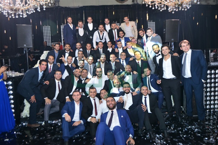 بالصور.. تامر حسني يشعل حفل زفاف ابنة أحمد صيام بالصور.. تامر حسني يشعل حفل زفاف ابنة أحمد صيام