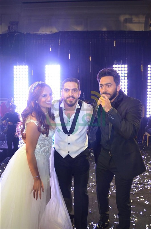 بالصور.. تامر حسني يشعل حفل زفاف ابنة أحمد صيام بالصور.. تامر حسني يشعل حفل زفاف ابنة أحمد صيام