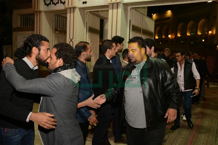 بالصور .. النجوم فى عزاء السيناريست عبد الله حسن بالصور .. النجوم فى عزاء السيناريست عبد الله حسن