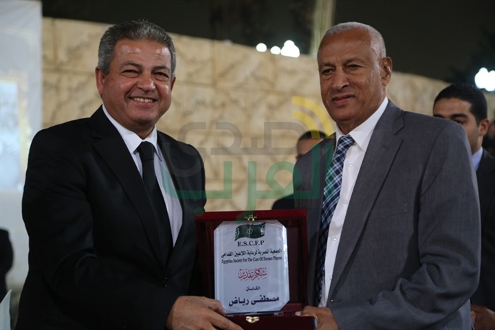 حفل تكريم قدامى نجوم الكرة المصرية بحضور وزيرا الرياضة والتضامن