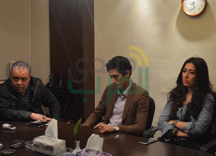 بالصور.. صادق الصبّاح يستضيف أبطال مهرجان نقابة الممثلين