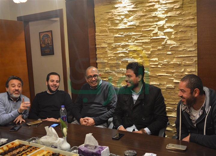 بالصور.. صادق الصبّاح يستضيف أبطال مهرجان نقابة الممثلين