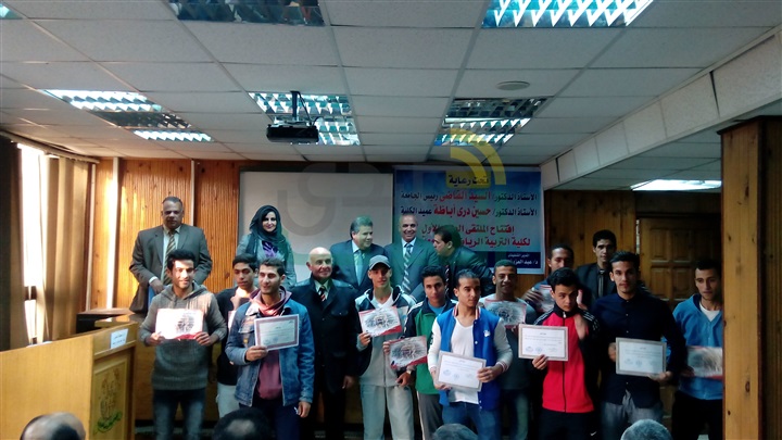رئيس جامعة بنها:العمل الخاص هو المستقبل