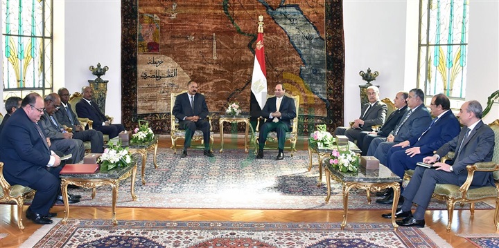 السيسي يستقبل رئيس دولة اريتريا  بقصر الاتحادية