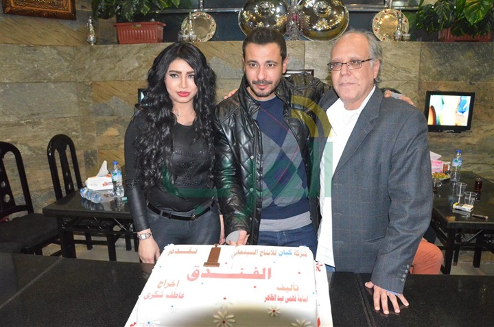 بالصور.. عشاء الفنان محمد نجاتى على شرف فيلم الفندق بالصور.. عشاء الفنان محمد نجاتى على شرف فيلم الفندق