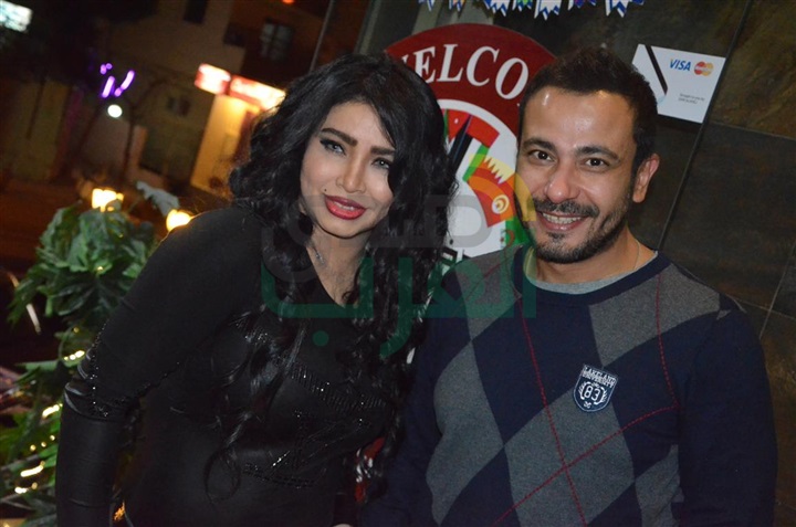 بالصور.. عشاء الفنان محمد نجاتى على شرف فيلم الفندق بالصور.. عشاء الفنان محمد نجاتى على شرف فيلم الفندق