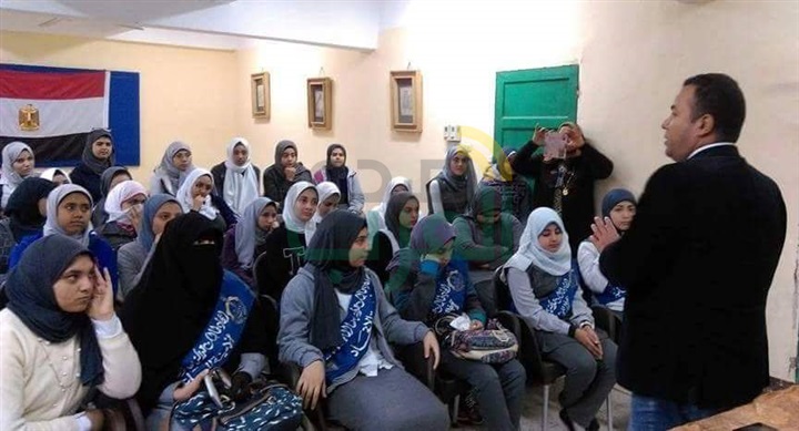 ترسيخ قيم المواطنة لدى فتيات بنها