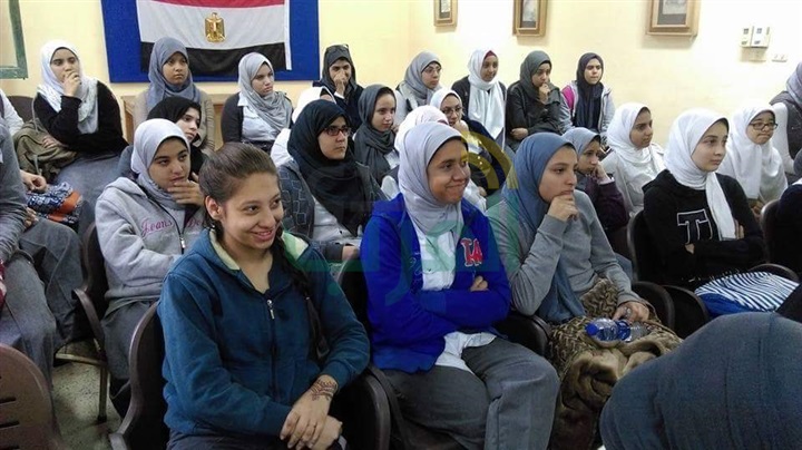ترسيخ قيم المواطنة لدى فتيات بنها