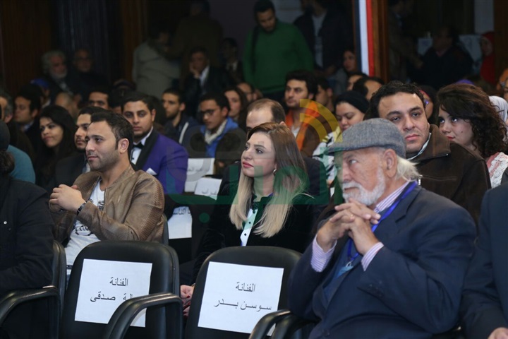 بالصور.. تكريم نجوم الفن بمهرجان يوسف شاهين للأفلام الروائية القصيرة بالصور.. تكريم نجوم الفن بمهرجان يوسف شاهين للأفلام الروائية القصيرة