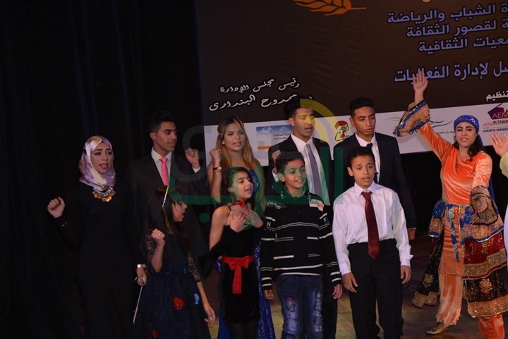 بالصور .. "عبد الحافظ وميرنا وسناء" ابرز المكرمين من فنانين وسفراء مؤتمر مصر الحب والسلام الثاني بالصور .. "عبد الحافظ وميرنا وسناء" ابرز المكرمين من فنانين وسفراء مؤتمر مصر الحب والسلام الثاني