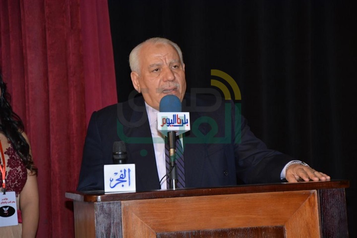 بالصور .. "عبد الحافظ وميرنا وسناء" ابرز المكرمين من فنانين وسفراء مؤتمر مصر الحب والسلام الثاني بالصور .. "عبد الحافظ وميرنا وسناء" ابرز المكرمين من فنانين وسفراء مؤتمر مصر الحب والسلام الثاني
