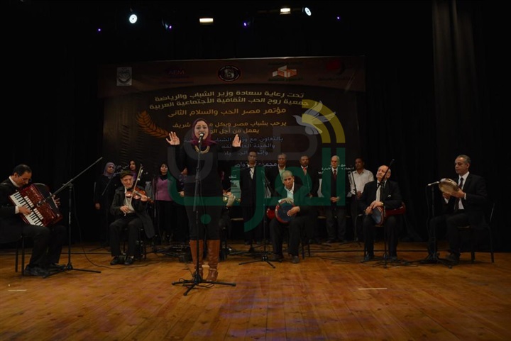 بالصور .. "عبد الحافظ وميرنا وسناء" ابرز المكرمين من فنانين وسفراء مؤتمر مصر الحب والسلام الثاني بالصور .. "عبد الحافظ وميرنا وسناء" ابرز المكرمين من فنانين وسفراء مؤتمر مصر الحب والسلام الثاني