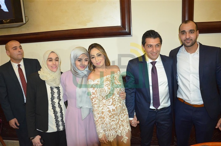 بالصور.. نجوم الفن والمجتمع فى عقد قران محمد الكاشف وسمرعبد الرحمن بالصور.. نجوم الفن والمجتمع فى عقد قران محمد الكاشف وسمرعبد الرحمن