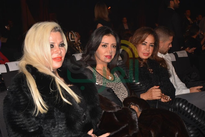 بالصور .. بالصور.. أمينة خليل تتألق بفستان العروس في"دفيليه" البحيري لشتاء 2017 بالصور .. بالصور.. أمينة خليل تتألق بفستان العروس في"دفيليه" البحيري لشتاء 2017
