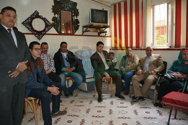 بالصور.. حسب الله يجتمع مع مدير الإدارة التعليمية بشبرا الخيمة