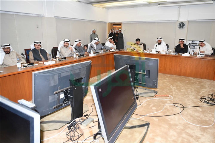 بالصور..نواب مجلس الأمة الكويتى  يطلعون على آلية عمل المجلس 