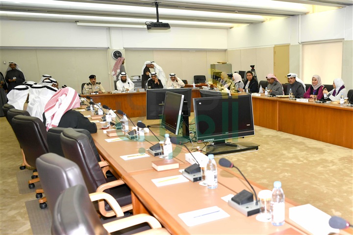 بالصور..نواب مجلس الأمة الكويتى  يطلعون على آلية عمل المجلس 