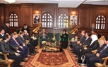 محافظ الشرقية والقيادات الأمنية يؤدون واجب العزاء بمطرانية الزقازيق