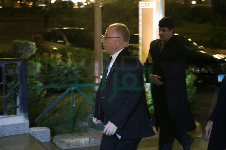 بالصور.. النجوم فى عزاء زوجة الفنان محمد صبحي بالصور.. النجوم فى عزاء زوجة الفنان محمد صبحي