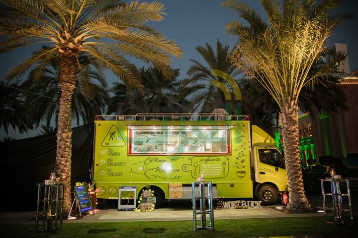 60 شاحنة مأكولات متجولة تنتشر في أبوظبي