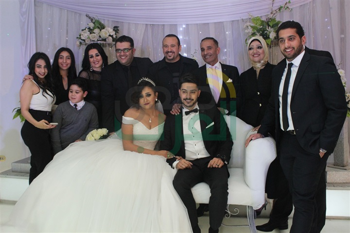بالصور.. نجوم الأغنية يـشعلون حفل زفاف شقيق الموزع كريم عبد الوهاب بالصور.. نجوم الأغنية يـشعلون حفل زفاف شقيق الموزع كريم عبد الوهاب