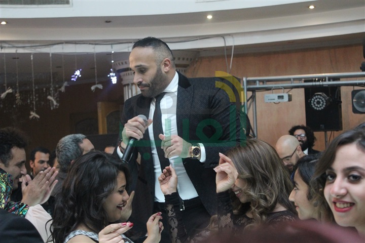 بالصور.. نجوم الأغنية يـشعلون حفل زفاف شقيق الموزع كريم عبد الوهاب بالصور.. نجوم الأغنية يـشعلون حفل زفاف شقيق الموزع كريم عبد الوهاب