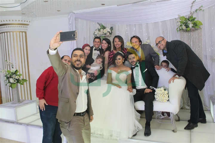 بالصور.. نجوم الأغنية يـشعلون حفل زفاف شقيق الموزع كريم عبد الوهاب بالصور.. نجوم الأغنية يـشعلون حفل زفاف شقيق الموزع كريم عبد الوهاب