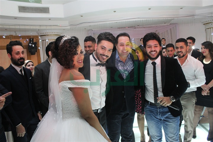 بالصور.. نجوم الأغنية يـشعلون حفل زفاف شقيق الموزع كريم عبد الوهاب بالصور.. نجوم الأغنية يـشعلون حفل زفاف شقيق الموزع كريم عبد الوهاب