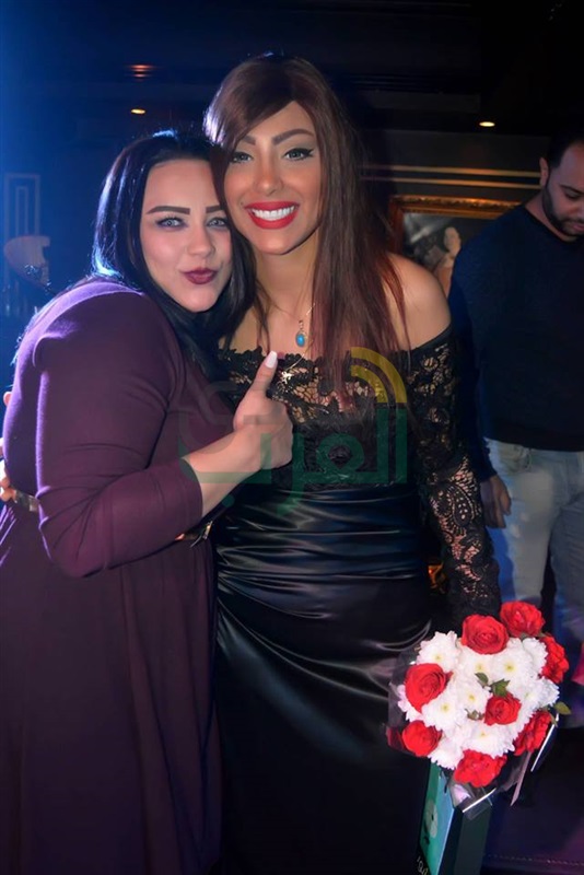  بالصور.. نجوم الفن في عيد ميلاد الفنانه الاستعراضيه سهير