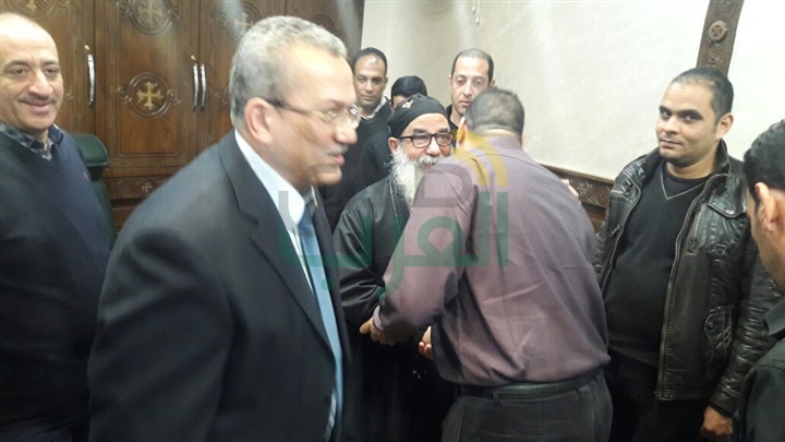 وفد من جامعة بنها يقدم العزاء لقيادات الكنيسة بالقليوبية