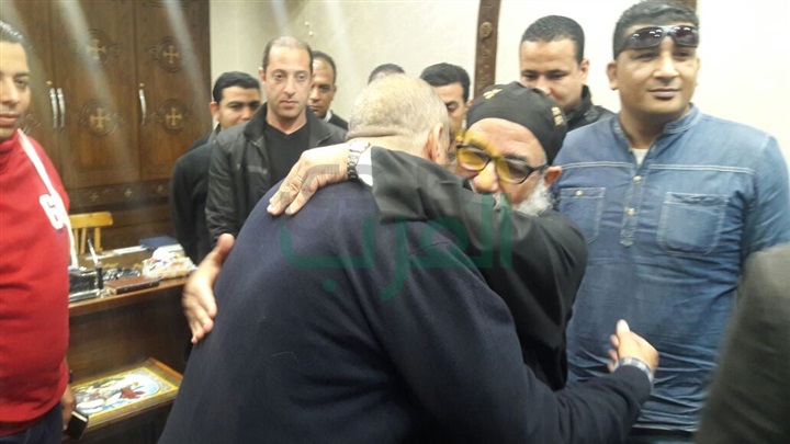وفد من جامعة بنها يقدم العزاء لقيادات الكنيسة بالقليوبية