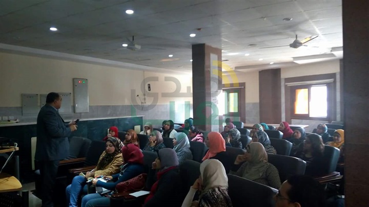 "صيادلة القليوبية" تنظم دورة تدريبية بعنوان "حزمة التميز المهني للصيدلي"