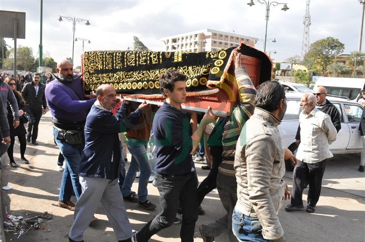 بالصور.. نجوم الفن والإعلام فى جنازة زبيدة ثروت