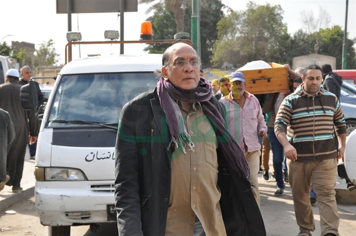 بالصور.. نجوم الفن والإعلام فى جنازة زبيدة ثروت